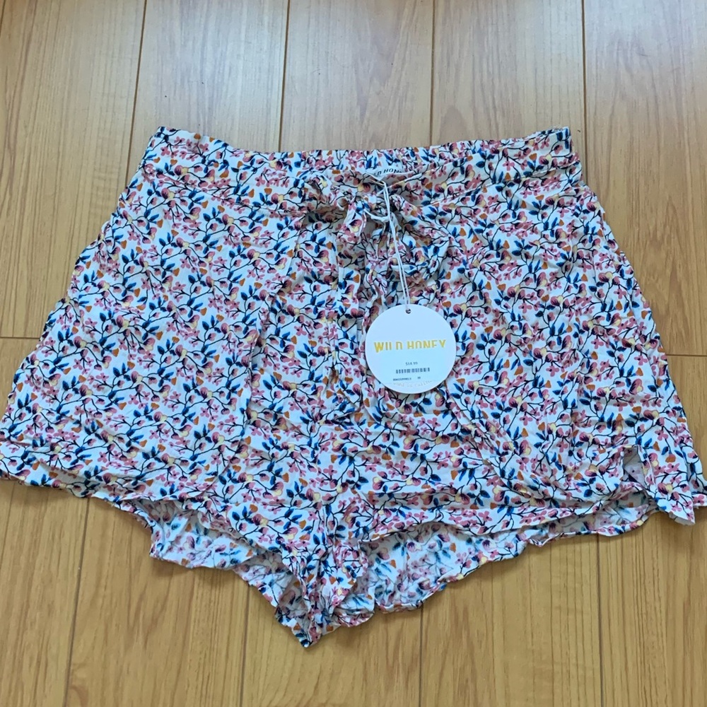 High waist floral shorts